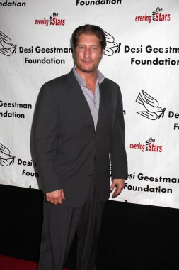 Sean Kanan