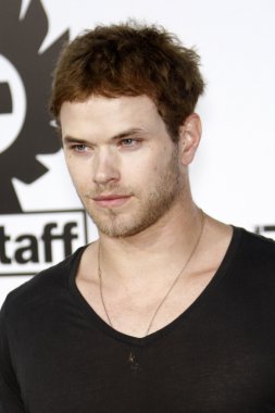 Kellan lutz