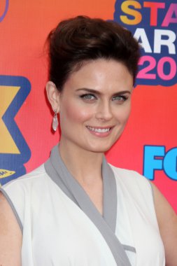 Emily Deschanel