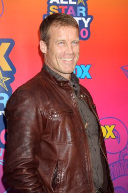 Mark Valley clipart