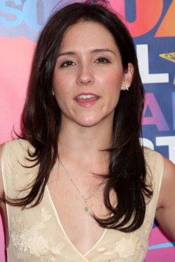 Shannon Woodward