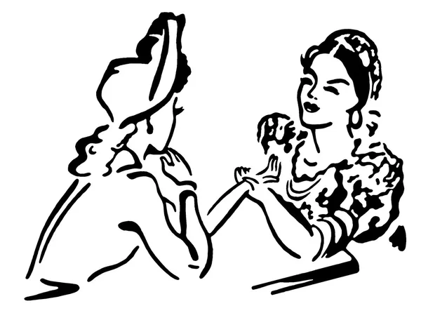 Черно-белая версия двух женщин в старомодной одежде беседующих — стоковое фото