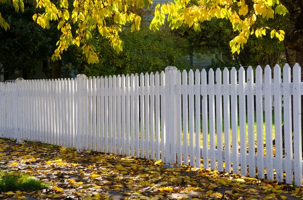 Neighborhood fence — Stock Photo, Image
