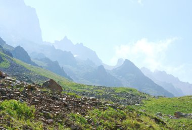 Dağların güzel manzarası