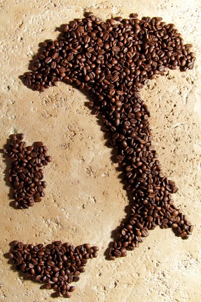 इटली दगड टेबलवर कॉफी बीन्स — स्टॉक फोटो, इमेज