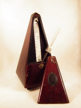 Metronome working clipart