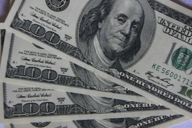 küçük Amerikan para yığını