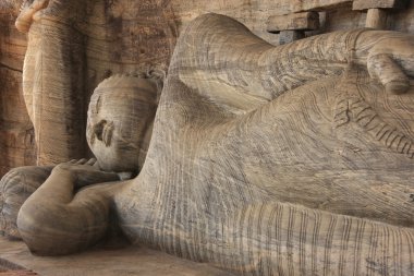 Buda uzanmış oyulmuş kaya, polonnaruwa, sri lanka