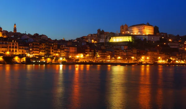 Porto på natten, portugal — Stockfoto