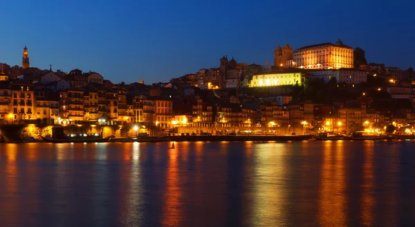 Porto på natten, portugal — Stockfoto