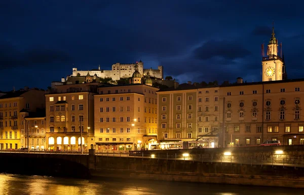 Günbatımında Salzburg city center — Stok fotoğraf
