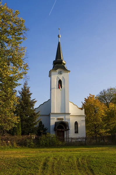 Igreja na cidade de Veresegyhaz — Fotografia de Stock