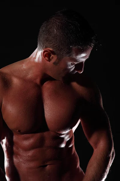 Pectoral bathed muscular man — Stock Photo, Image