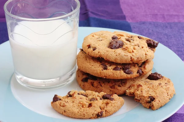 Biscuits au chocolat au lait — Photo