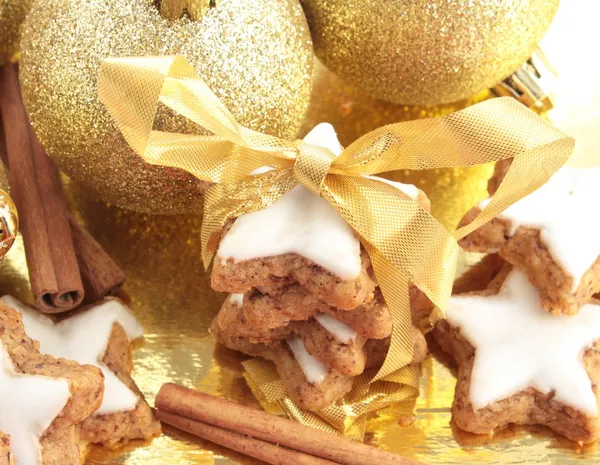 Biscuits ou biscuits à la cannelle de Noël — Photo