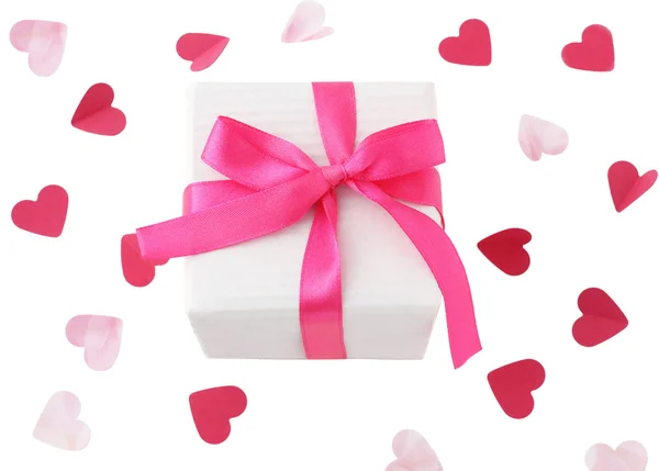 Κουτί δώρου με ροζ κορδέλα που απομονώνεται σε λευκό φόντο — Φωτογραφία Αρχείου
