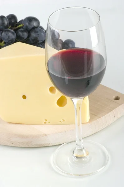 Grape wine with cheese — Stock Photo, Image