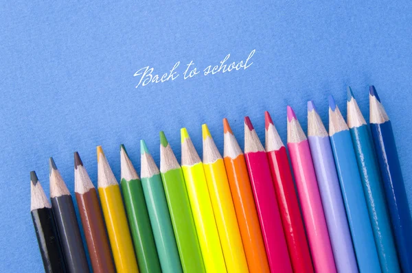 Regenboog kleuren van potloden — Stockfoto