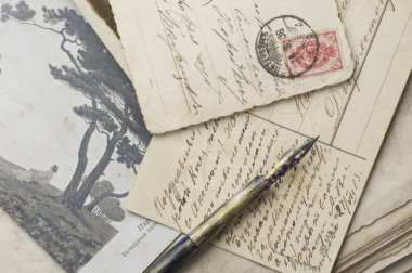 kartpostal seti üzerinde eski kalem