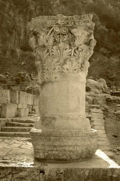 Ancient greek column — Stock Photo, Image