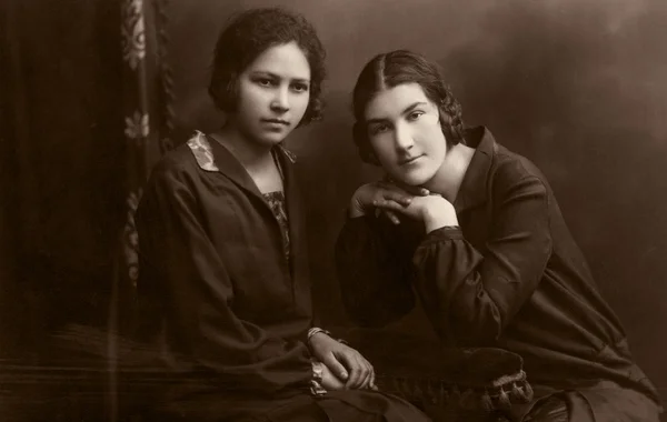 Porträtt av systrar — Stockfoto