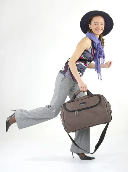 モダンなバッグの美しい少女 — ストック写真