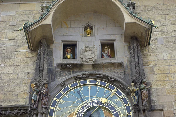 Reloj astronómico en la Ciudad Vieja de Praga —  Fotos de Stock