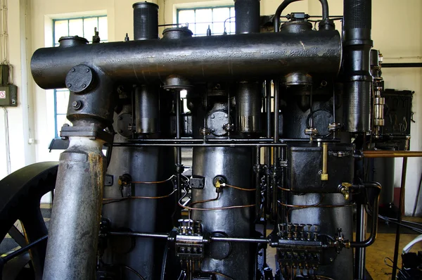 Velké dieselový motor od 1930 stále pracuje — Stock fotografie