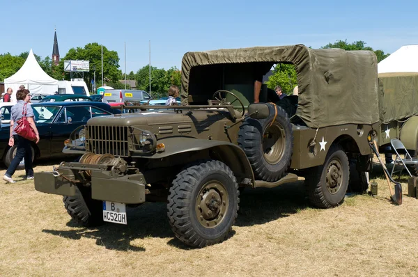 PAAREN IM GLIEN, GERMANY - 26 мая: Cars Dodge WC61 US Army, "The oldtimer show" in MAFZ, 26 мая 2012 in Paaren im Glien, Germany — стоковое фото