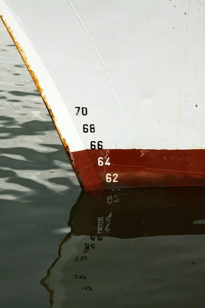 Старий човен — стокове фото