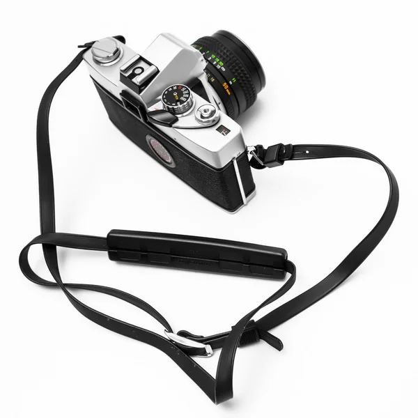 Цифровая камера на белом фоне DSLR — стоковое фото