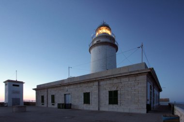 dusk içinde Lighthouse