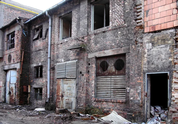 Старое промышленное здание. — стоковое фото