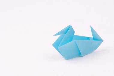 Mavi origami ördek