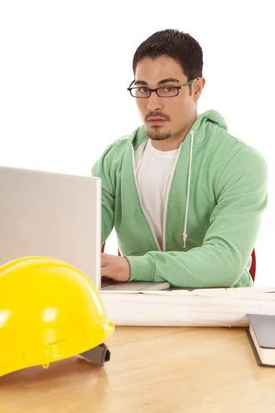Man at computer working — Stock Photo, Image