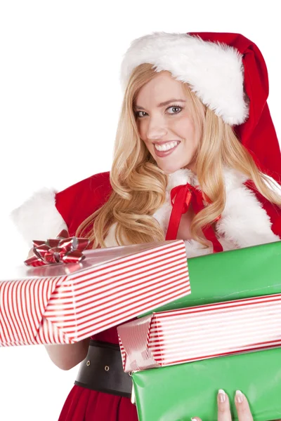 Signora Babbo Natale consegna regalo — Foto Stock