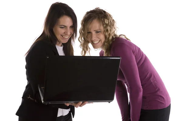 Mulheres olhando para o computador — Fotografia de Stock
