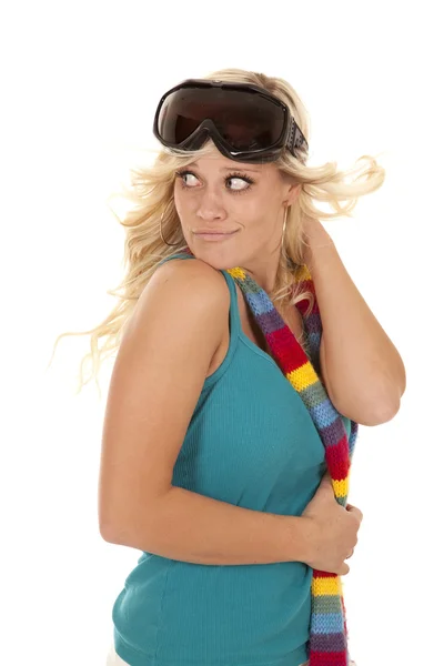 Blue top scarf goggles look over shoulder — Stock Photo, Image