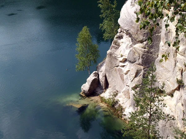 Гірське озеро в Adrspach породи, Чеська Республіка — стокове фото
