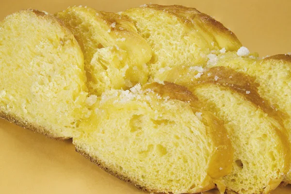 Bagel on yellow background — Stock Photo, Image
