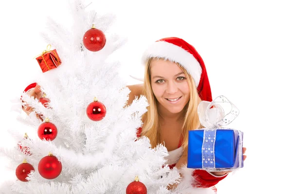 Weihnachtsfrau mit Geschenk — Stockfoto