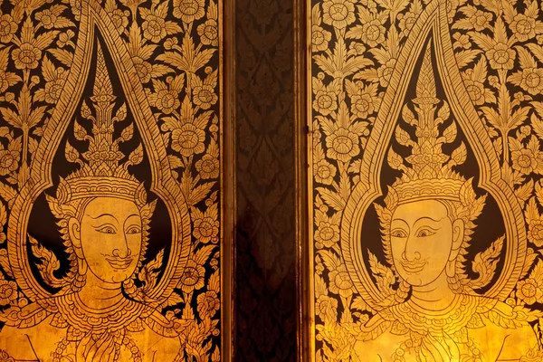 Buddhist temple door — Stock Photo, Image