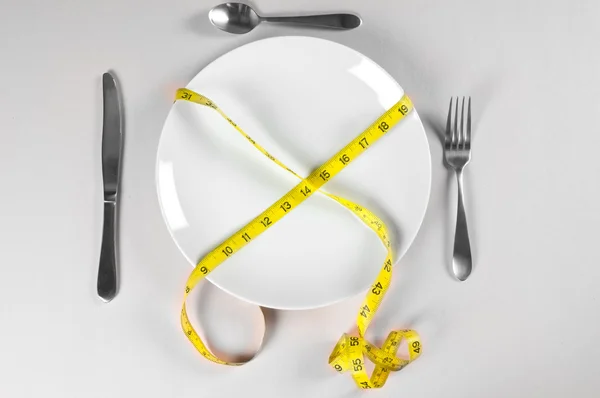 Assiette blanche et régime alimentaire — Photo