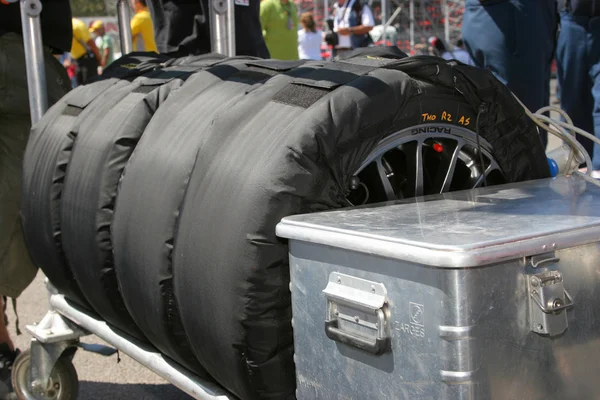 Oteplování pneumatiky — Stock fotografie
