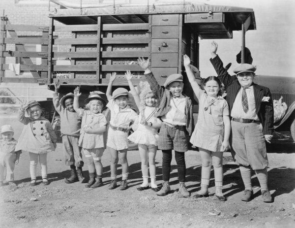 многорасовая группа детей
