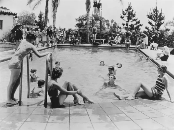 Festa na piscina — Fotografia de Stock