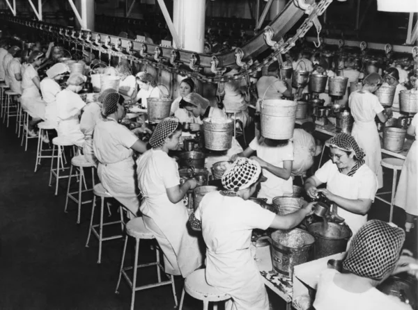 Trabajadores de fábrica —  Fotos de Stock