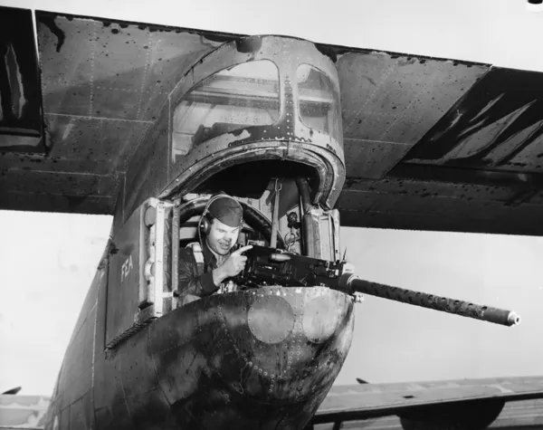 Πυροβολητής ψήσιμο από αεροπλάνο — Φωτογραφία Αρχείου