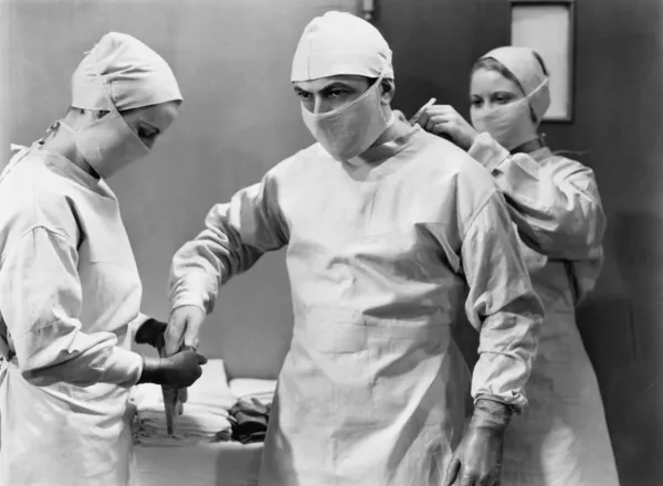 Przygotowanie lekarz Chirurgia kobiet — Zdjęcie stockowe