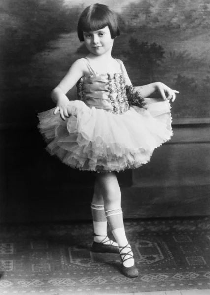 Портрет молодой балерины — стоковое фото